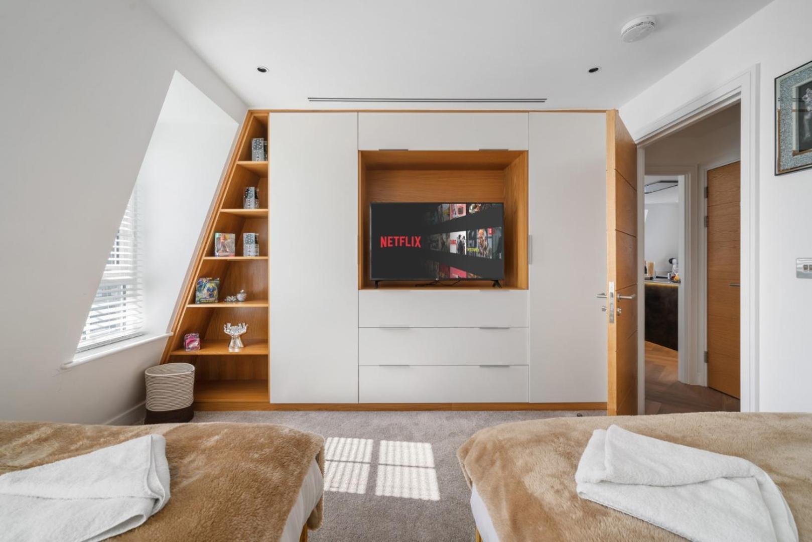 Elegant 3-bedroom Penthouse In Marble Arch 70