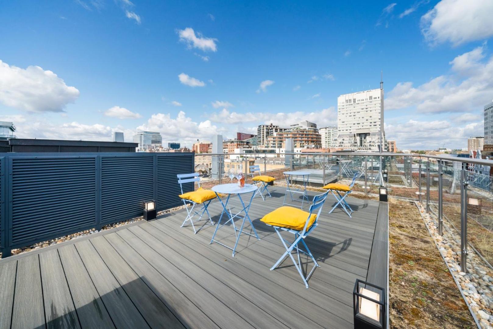 Elegant 3-bedroom Penthouse In Marble Arch 70 London