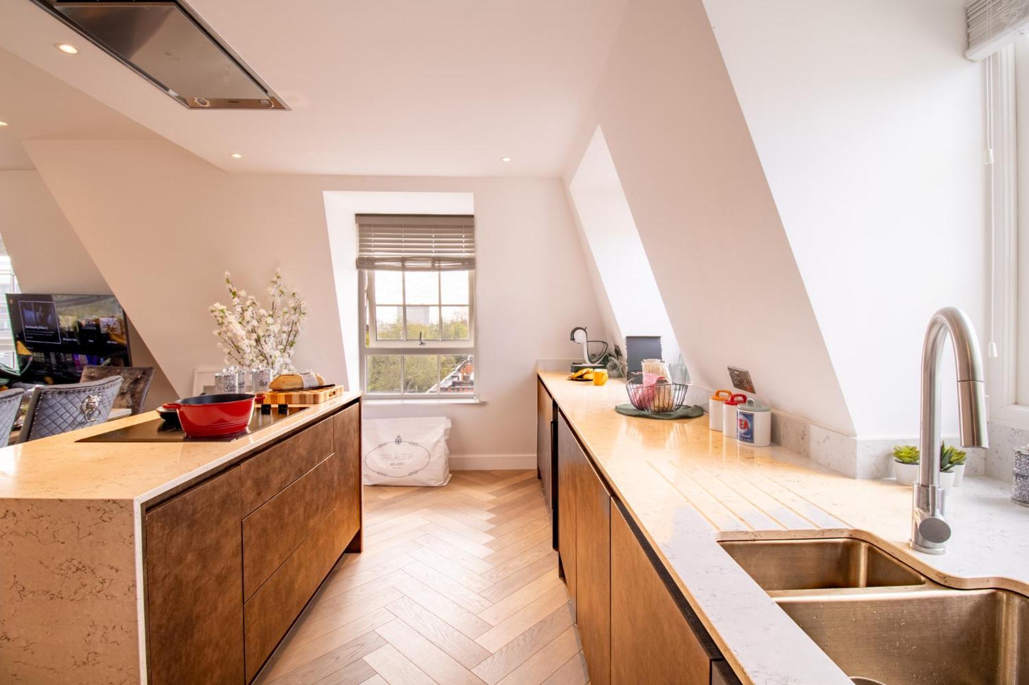 Apartment Elegant 3-bedroom Penthouse In Marble Arch 70 *